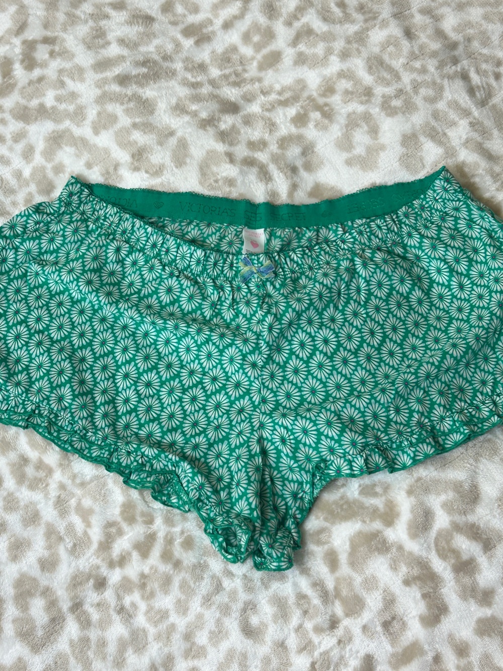 Victoria's Secret Green Daisy-Print Cotton Lounge Shorts